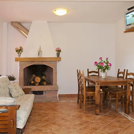 Borgo Guglielmo 4*