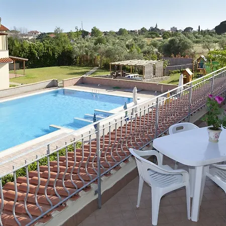 Borgo Guglielmo Apart-hotel 4*