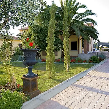 Apart-hotel Borgo Guglielmo 3*